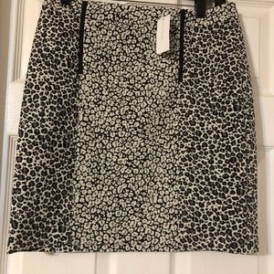 Stretch mini skirt
